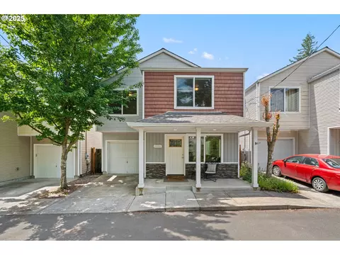 11936 SE Market St, Portland, OR 97216