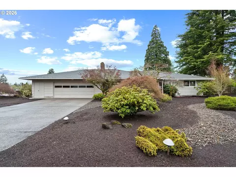 809 NE Delsey Rd, Hillsboro, OR 97124