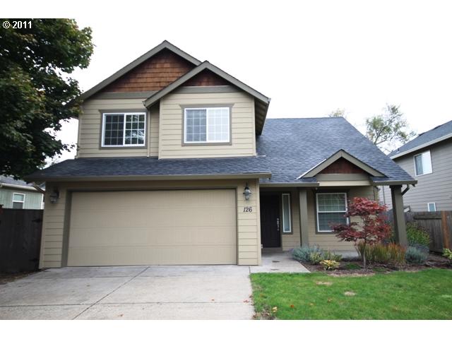 126 E Illinois St, Newberg, OR 97132 photo 1