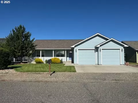 2215 21st St, Baker City, OR 97814