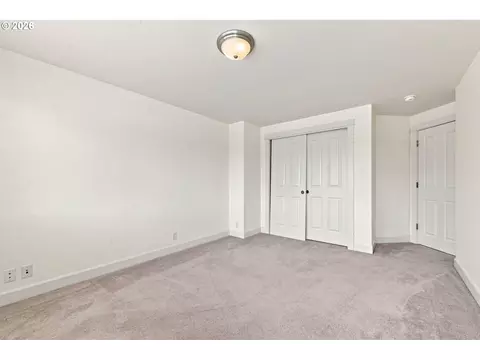 Bedroom - 3324 Bentley Ave, Eugene, OR 97405 photo 4 of 6