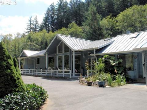 12072 E Mapleton Rd, Mapleton, OR 97453 photo 1