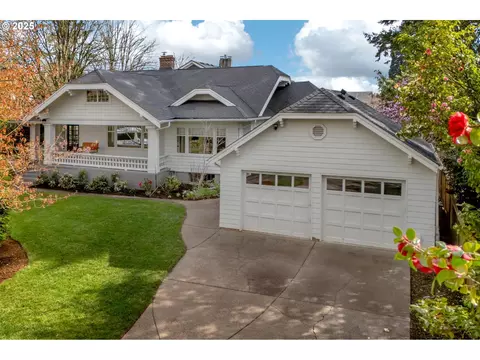 2636 NE Ridgewood Dr, Portland, OR 97212