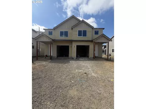 564 Spring Blvd, Woodburn, OR 97071