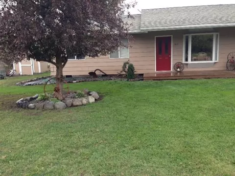 303 E Seventh St, Joseph, OR 97846 photo 1