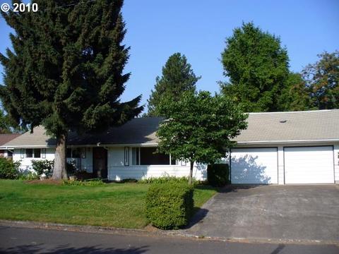 2818 Dahlia Ln, Eugene, OR 97404 photo 1