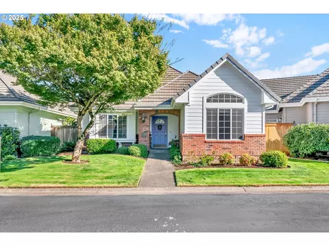3333 Lakemont Dr, Eugene, OR 97408