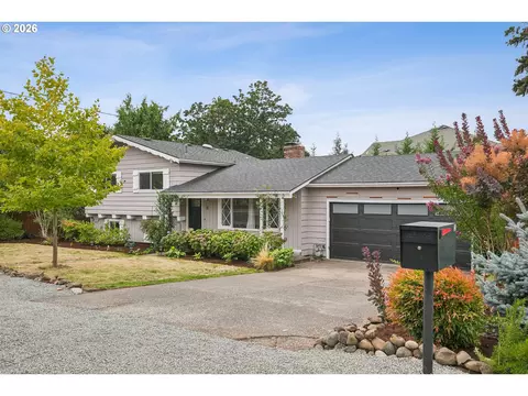 11 NE 136th Ave, Portland, OR 97230