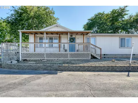 2600 SW Goodwin Ave #11, Pendleton, OR 97801