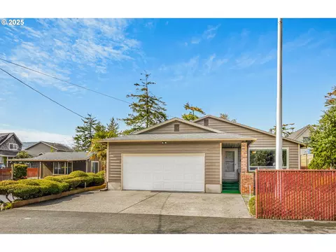 960 S King St, Seaside, OR 97138