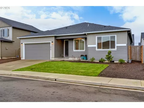 2428 W 8th Ave, Junction City, OR 97448