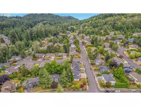 View/Area - 520 SE 15th St, Gresham, OR 97080 photo 5 of 5