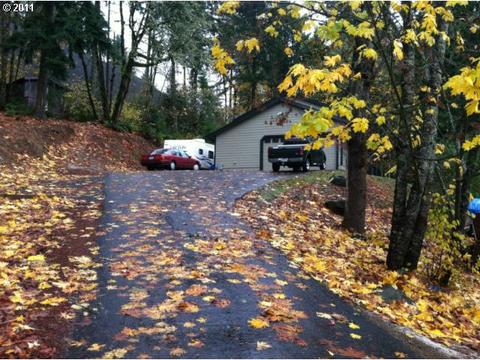 856 S 67th St, Springfield, OR 97478 photo 1