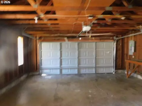 Other - 511 Panda Loop, Eugene, OR 97401 photo 4 of 4