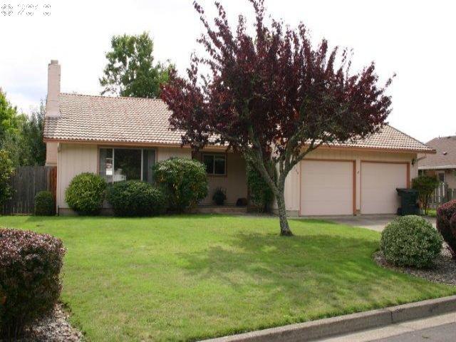 1748 E Fourth Ave, Sutherlin, OR 97479 photo 1