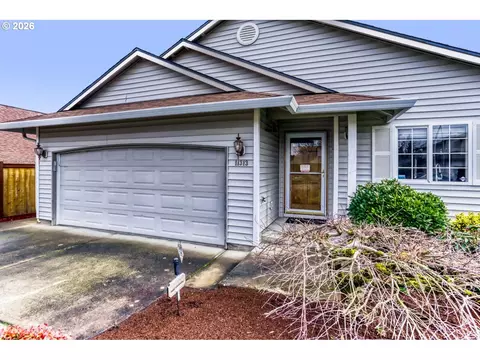 11313 NW 6th Ave, Vancouver, WA 98685