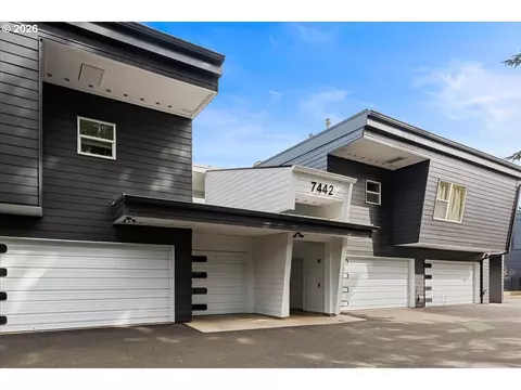 7442 S Virginia Ave #B, Portland, OR 97219