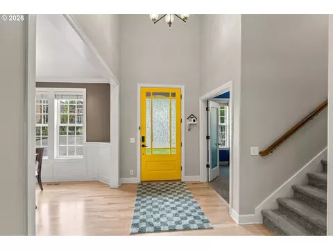 Entry Way - 1133 Skylark Ln, Eugene, OR 97401 photo 1 of 3