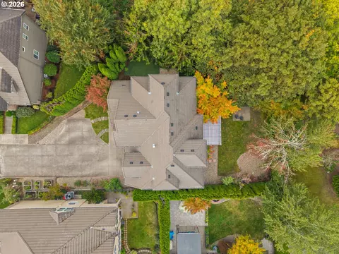 View/Area - 1133 Skylark Ln, Eugene, OR 97401 photo 1 of 2