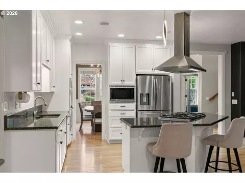 Kitchen - 1133 Skylark Ln, Eugene, OR 97401 photo 1 of 2