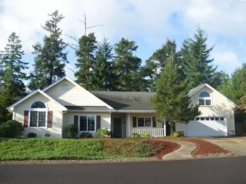 2021 Willow Loop, Florence, OR 97439 photo 1