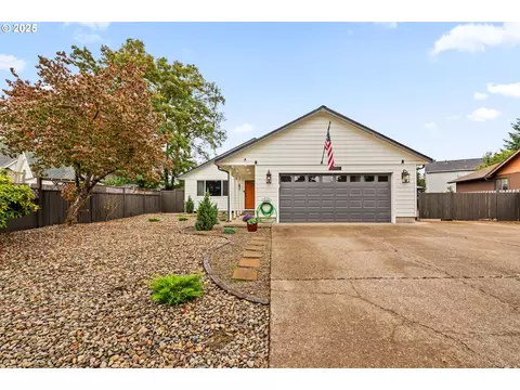 3893 N Clarey St, Eugene, OR 97402