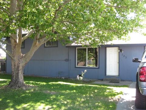 123 Third St, Boardman, OR 97818 photo 1