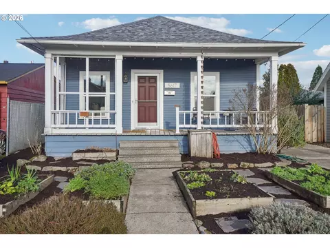 5617 SE Francis St, Portland, OR 97206