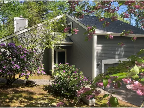 1950 NW 107th Ave, Portland, OR 97229