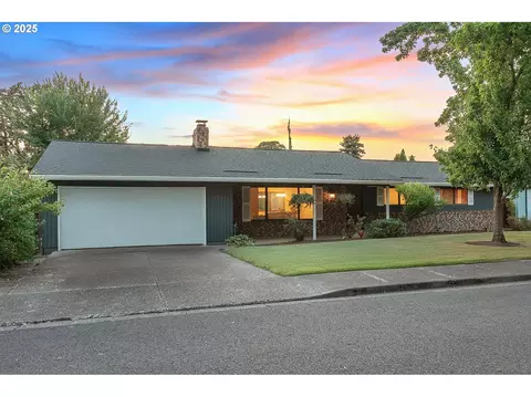6595 SW 206th Ct, Beaverton, OR 97078