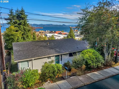2840 Grand Ave, Astoria, OR 97103