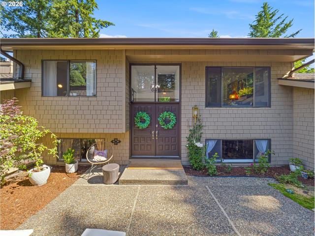 14405 SW 27th Ct, Beaverton, OR 97008