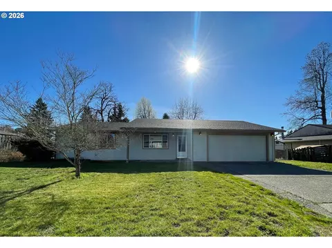 617 Hartke Loop, Oregon City, OR 97045