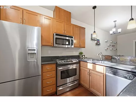 Kitchen - 1440 Perdue Loop, Eugene, OR 97401 photo 1 of 5