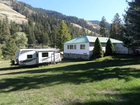 59075 Upper Imnaha Rver Rd, Imnaha, OR 97842