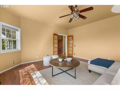 Living - 2495 Park Forest Dr, Eugene, OR 97405 photo 3 of 6