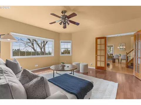 Living - 2495 Park Forest Dr, Eugene, OR 97405 photo 1 of 6
