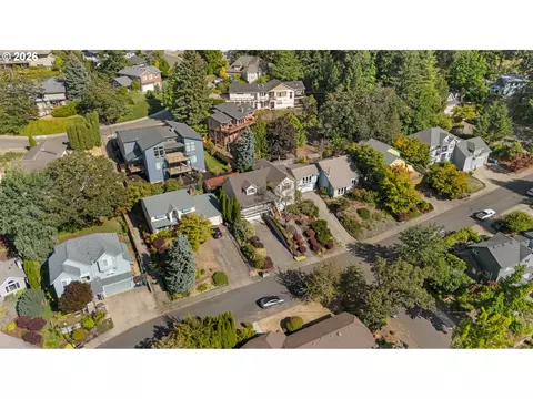 View/Area - 2495 Park Forest Dr, Eugene, OR 97405 photo 1 of 3