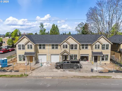 7411 NE Fremont St, Portland, OR 97213