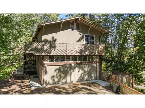 3255 Olive St, Eugene, OR 97405