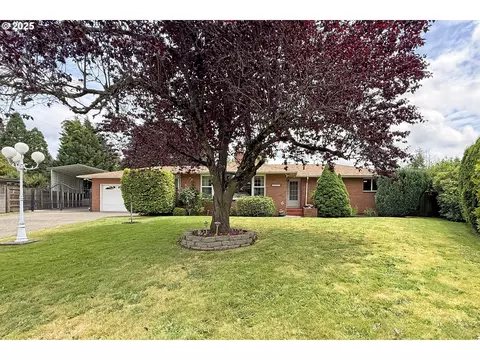 13275 NE Thompson Ct, Portland, OR 97230