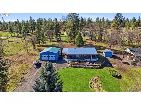 226 S Oak Rd, Tygh Valley, OR 97063