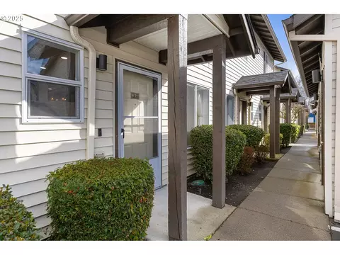 5264 NE 121st Ave #D21, Vancouver, WA 98682