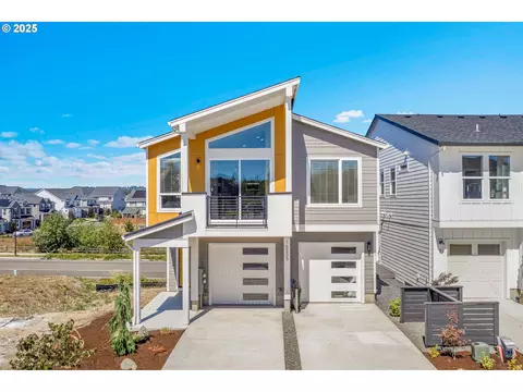 16505 NW Liberty St, Portland, OR 97229