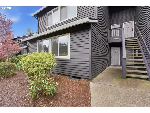 9275 SW 146th Ter #H-2, Beaverton, OR 97007