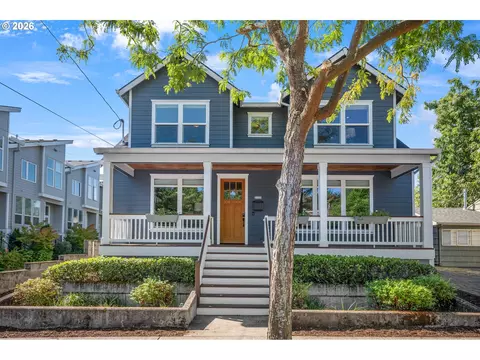 2130 SE Lambert St, Portland, OR 97202
