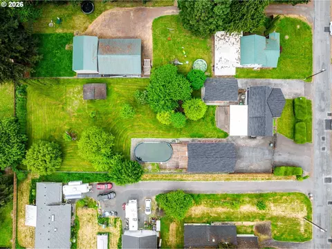 View/Area - 3083 Pine St, Longview, WA 98632 photo 3 of 4