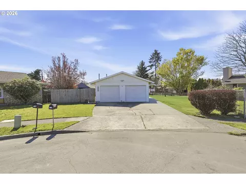 1137 SW 1139 Sw Fox Ct, Troutdale, OR 97060