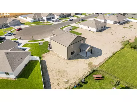 View/Area - 104 Tiber Ct, Boardman, OR 97818 photo 2 of 3