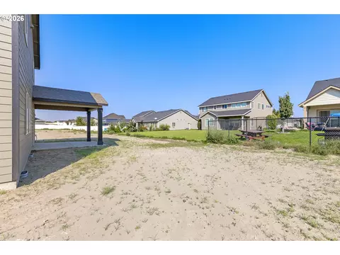 Exterior - 104 Tiber Ct, Boardman, OR 97818 photo 5 of 7